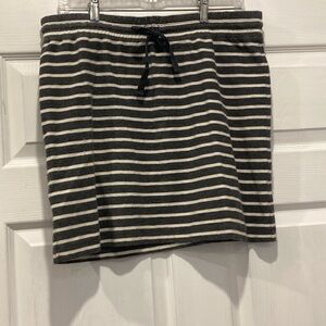 Loft Striped Gray and White Mini Skirt Size M
